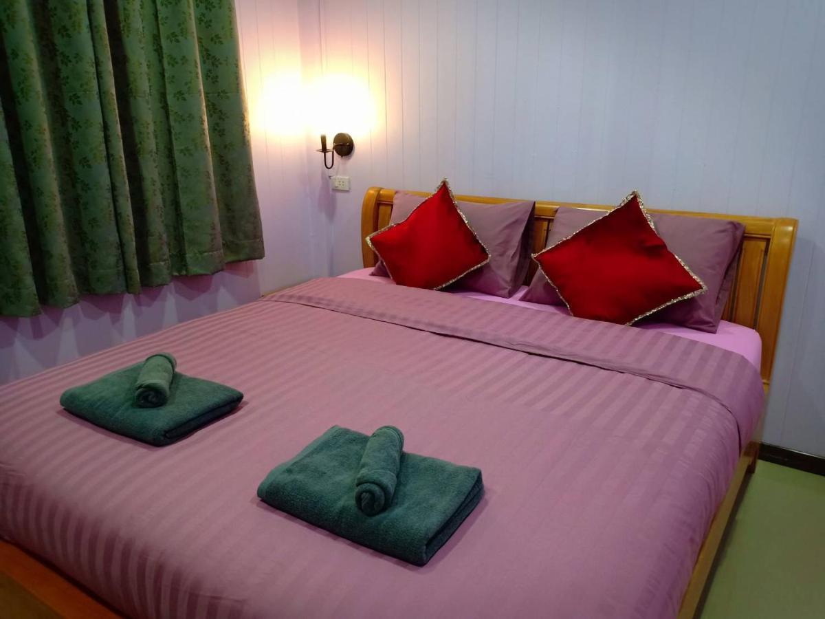 Siri Guesthouse Phra Nakhon Si Ayutthaya Exterior foto